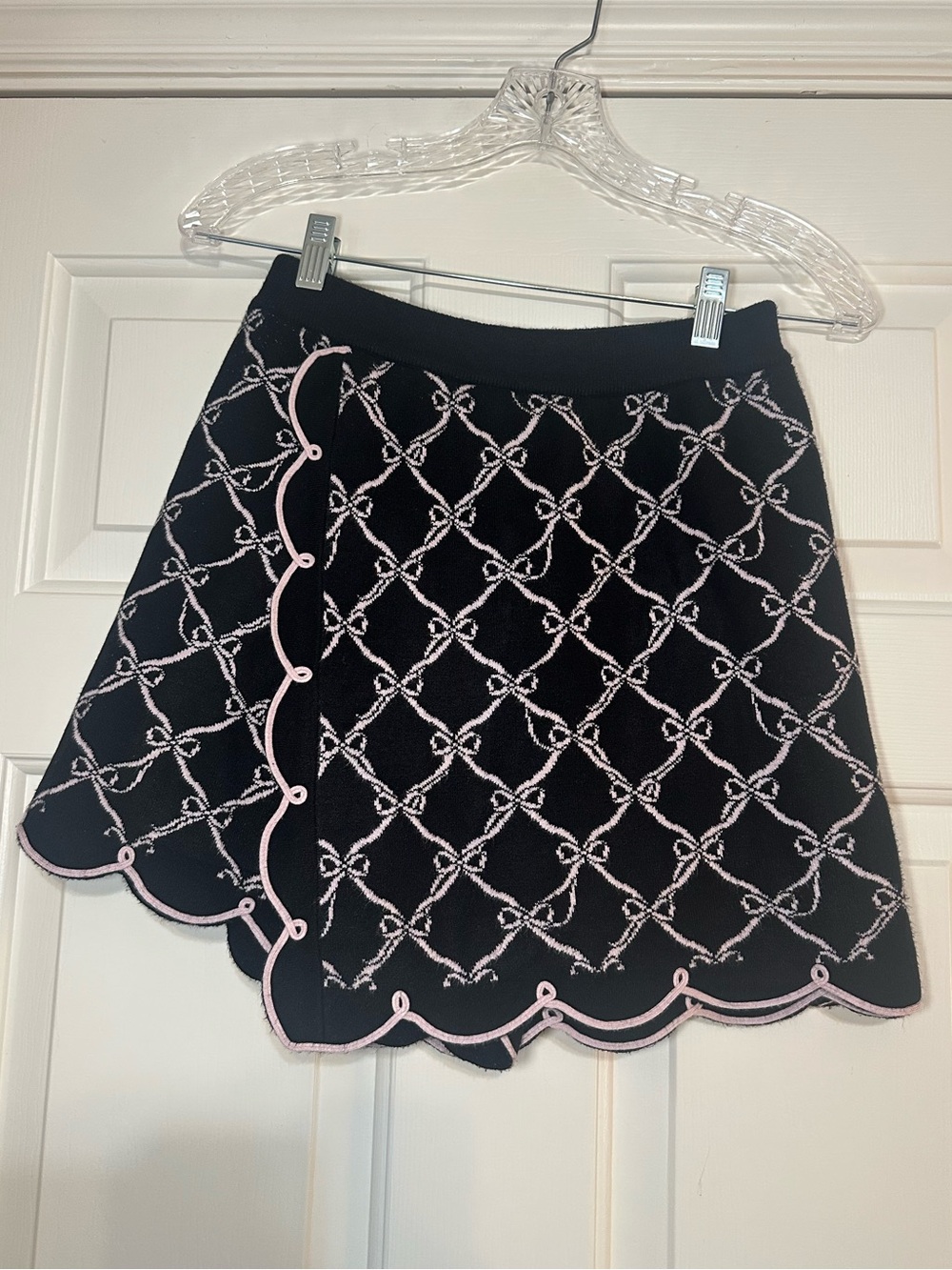 Nuuly x Rachel Antonoff Hostess Knit Skort M Black Pink Bow Scalloped - Picture 4 of 15